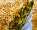 Foto del paso 10 de la receta: 🥟CALZONE🥟 DE PUERROS 🧀QUESO🧀 Y 🍖 JAMÓN🍖 (masa casera) 😋