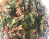 Gambar langkah 4 resipi Kacang botol tumis.