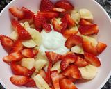 Foto del paso 2 de la receta: Yogurt con frutas y granola saludable