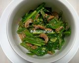 Foto langkah ke 6 dari resep Tumis Kubis Buncis Jamur.