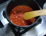 A picture of step 1 of Jain Pizza Sauce.