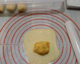 Foto langkah ke 9 dari resep Bolen Isi Tape.