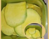 Foto langkah ke 3 dari resep Asinan mangga simpel.