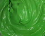 A picture of step 18 of 3 colour Cupcakes.