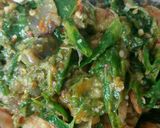 Foto langkah ke 4 dari resep Ayam geprek sambel ijo.