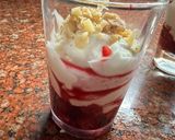 Foto del paso 1 de la receta: SHOT de YOGURT GRIEGO con FRUTOS ROJOS y NUECES sin azúcar agregada