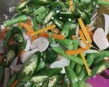 Foto langkah ke 4 dari resep Tumis buncis wortel.
