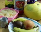 A picture of step 1 of Creamy Fruity Chat.