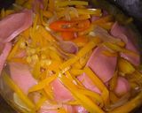 Foto langkah ke 7 dari resep Tumis Wortel Sosis.