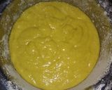 A picture of step 4 of Mango cake.
