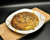 Foto del paso 4 de la receta: Tortilla de morcilla con pimientos rojos asados
