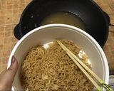 รูปขั้นตอนการทำที่ 1 ของ ผัดมาม่าน้ำข้น🍜