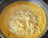 صورة لخطوة 2 من وصفة تاقليتال بدجاج والكريمة🍝
