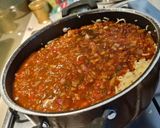 A picture of step 7 of Indomie instant noodles.