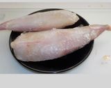 Foto del paso 2 de la receta Rape con guarnición de patata y cebolla al horno