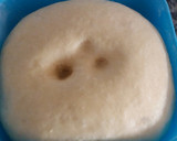 Foto del paso 1 de la receta: Medialunas fáciles, sin manteca ni leche!🖒😉