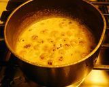 A picture of step 4 of LOTUS SEED payasam.