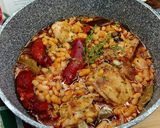 Babos kolbászos csirkecombok Jamie Oliver módra recept fázis 8 fotója