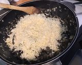 Une image de l'étape 4 de Gratin de riz aux trompettes de la mort bœuf séché et parmesan.