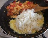 Une image de l'étape 6 de Riz cantonnais thaïlandais.