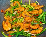 Foto langkah ke 3 dari resep Shrimp with Maggi Sauce.