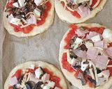 A picture of step 7 of Potato pizzas with a little diffence.