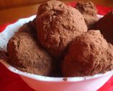 Foto del paso 3 de la receta: Trufas de plátano, aguacate y chocolate