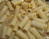 A picture of step 21 of Pasta and Beef.