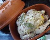 Foto del paso 2 de la receta: Pollo al limón horneado en cocotte de barro
