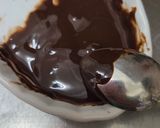 Foto del paso 3 de la receta: Chupetín helado de arándanos 🫐Piruleta saludable de blueberries y chocolate 85 % cacao 🍭low carb