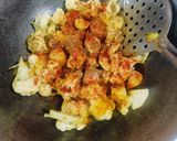 A picture of step 4 of Aloo Gobhi fry.