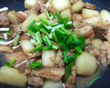 Hình bước làm 3 của món Thịt kho củ cải