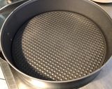 Une image de l'étape 7 de Gâteau renversé aux reines claudes.