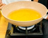 Foto langkah ke 8 dari resep Ayam goreng ala Ny Suharti.