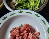 Foto langkah ke 1 dari resep Buncis Szechuan Daging Shabu.