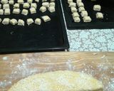 Tejfölös-sajtos sütőporos pogácsa recept fázis 9 fotója
