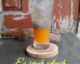 Foto langkah ke 3 dari resep Es jeruk selasih.