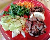 Foto del passaggio 4 della ricetta Hamburger genuini fatti in casa🍔🥩🥕🥬🌽🍋