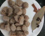 A picture of step 1 of Soya chunks veg pulav.