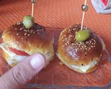صورة لخطوة 14 من وصفة ميني هامبرغر روعة وفي القمة يستحق التجربة حبيباتي 🤗😋👍💪