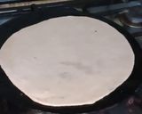 A picture of step 4 of Baisan Wali missi Roti with fries.