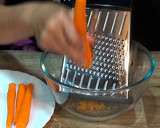 Foto del paso 2 de la receta: Bizcocho de zanahorias o carrot cake
