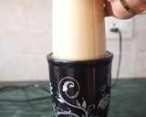 A picture of step 3 of Banana and coffee drink.