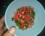 รูปขั้นตอนการทำที่ 2 ของ กุ้งผัดพริกกระเทียม