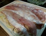 Foto del paso 3 de la receta: Pescado con salsa especial, probala, riquísima !!!