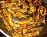 A picture of step 2 of Small fish fry.