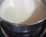 A picture of step 3 of Latte hot coffee.