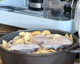 A picture of step 4 of Braised White Carp with Black Olive Plum.