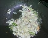 Foto langkah ke 2 dari resep Kikil tumis cabe ijo.