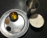 निमकी (Nimki recipe in Hindi) रेसिपी चरण 1 फोटो